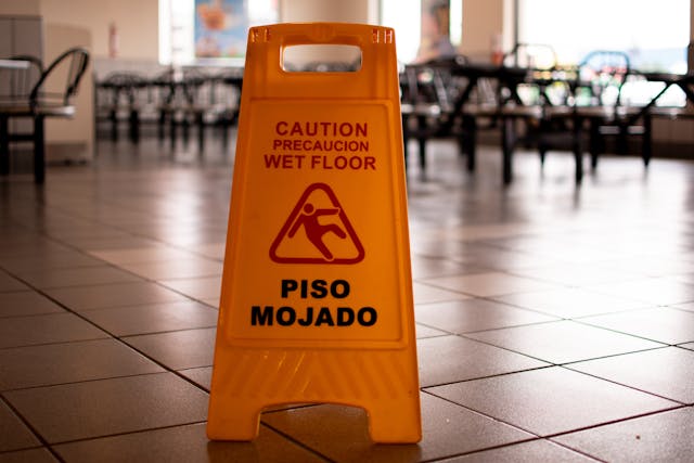 Slip and Fall Injuries at Las Vegas Hotels: Who’s Responsible?